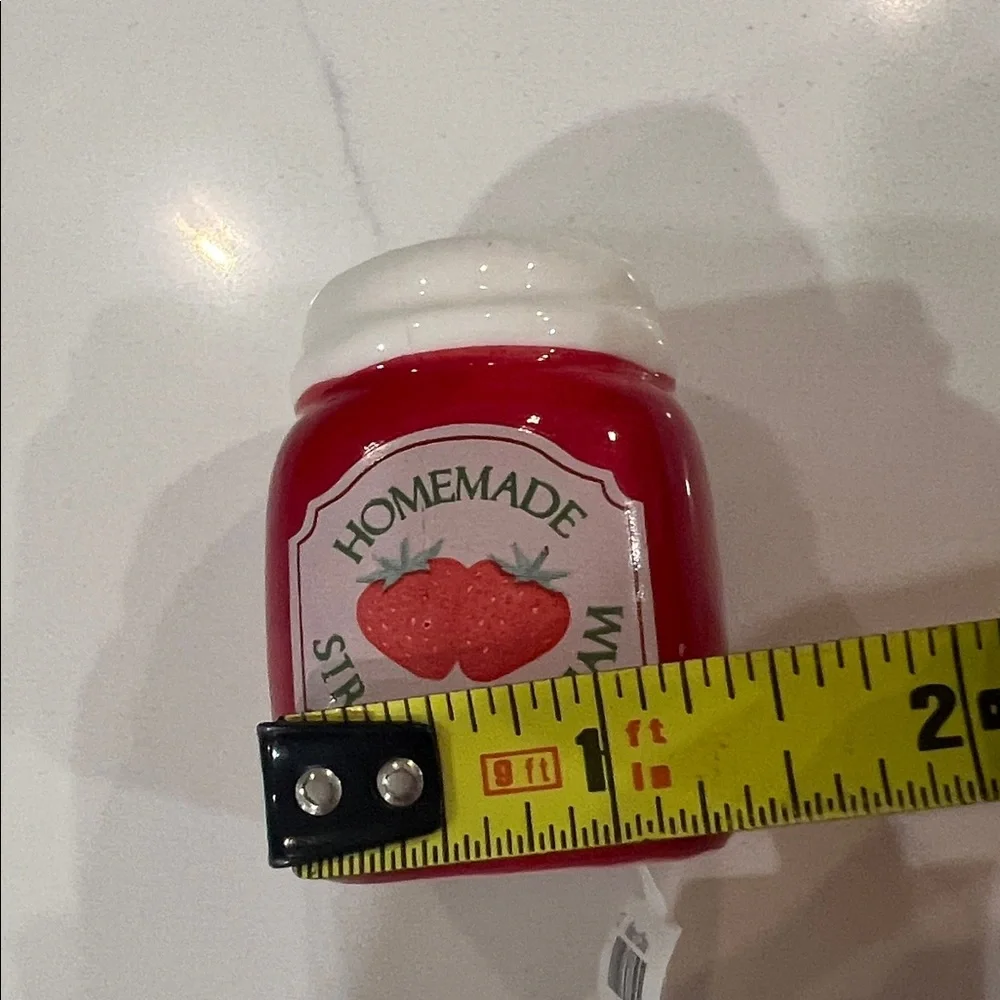 Cute.🍓JAM & 🍎JAM Shakers